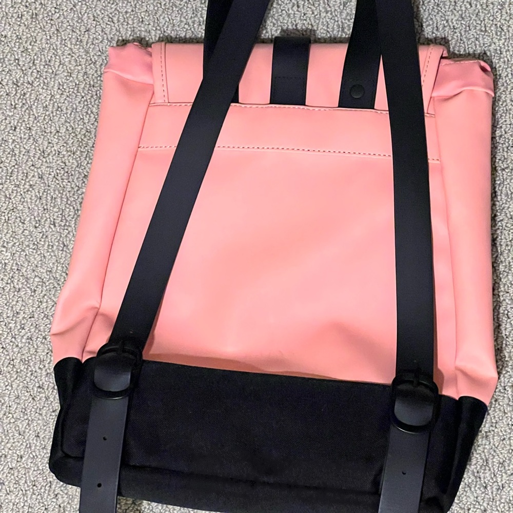 Rains Drawstring Backpack - Picture 3 of 5
